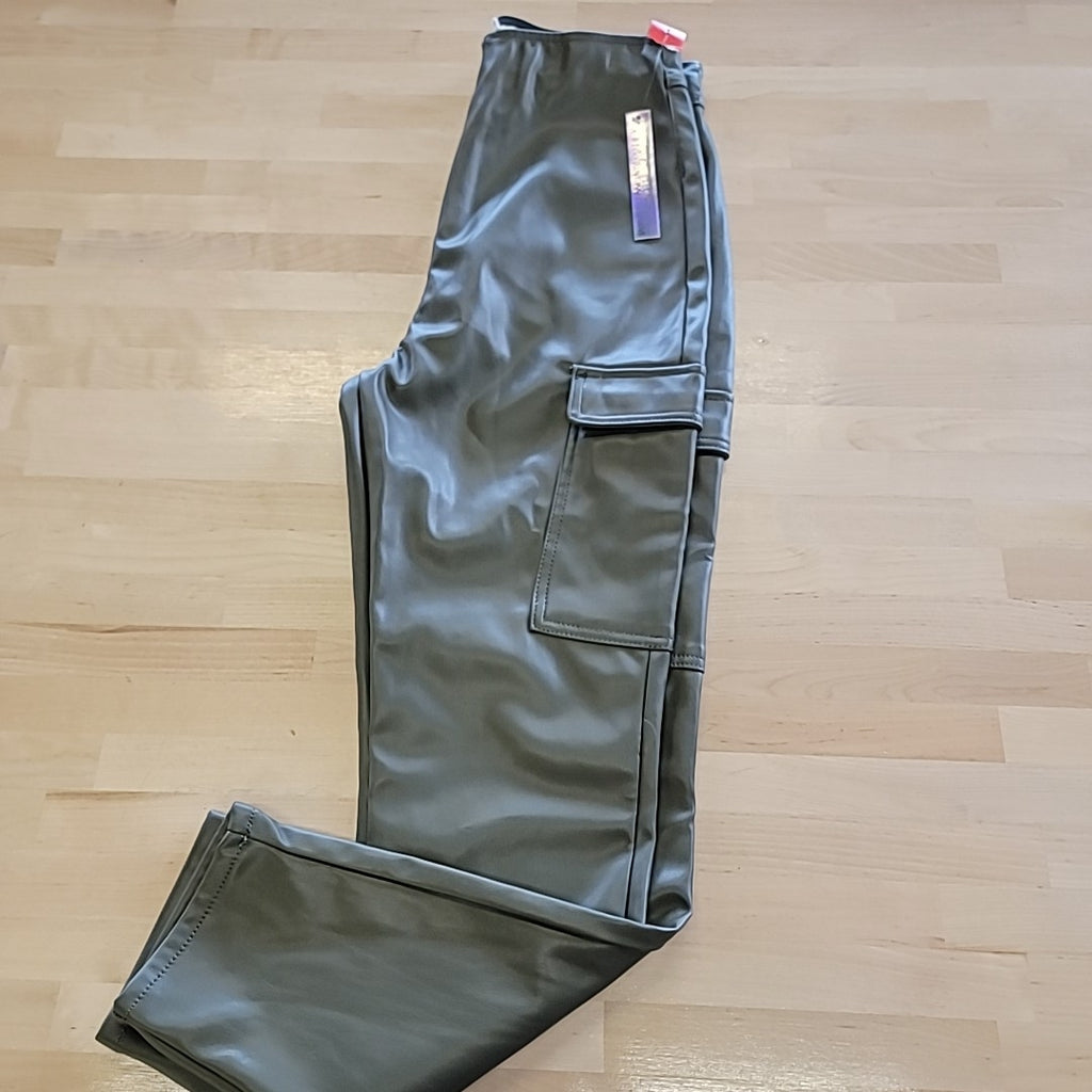 tinceltown Size L Green Pants