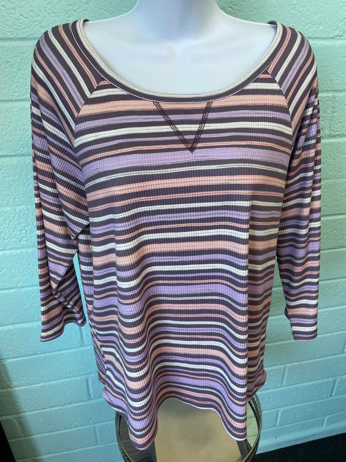 Christopher & Banks Size L Purple Print Shirt