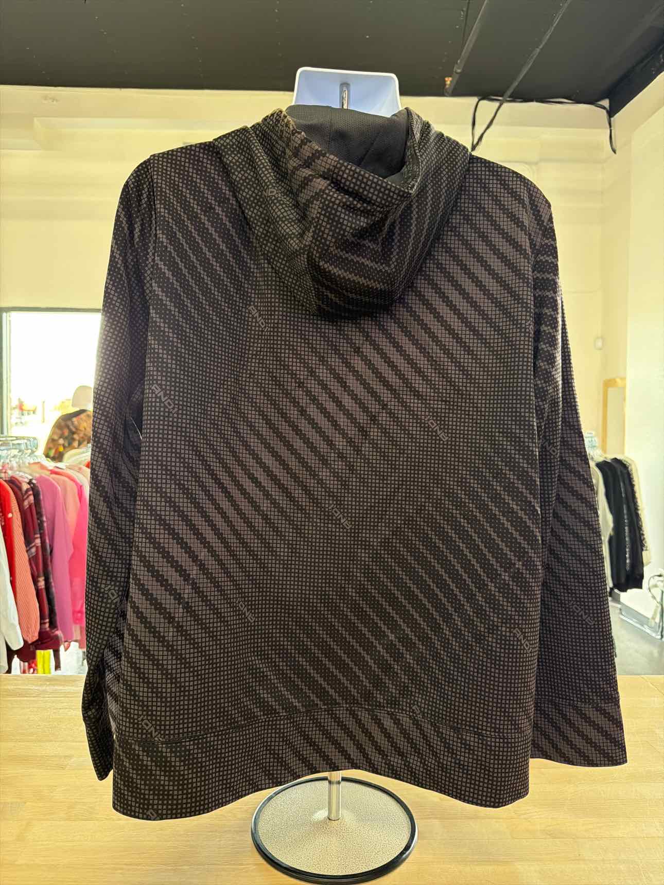 AND1 Size L Black Gray MENS Athletic Jacket