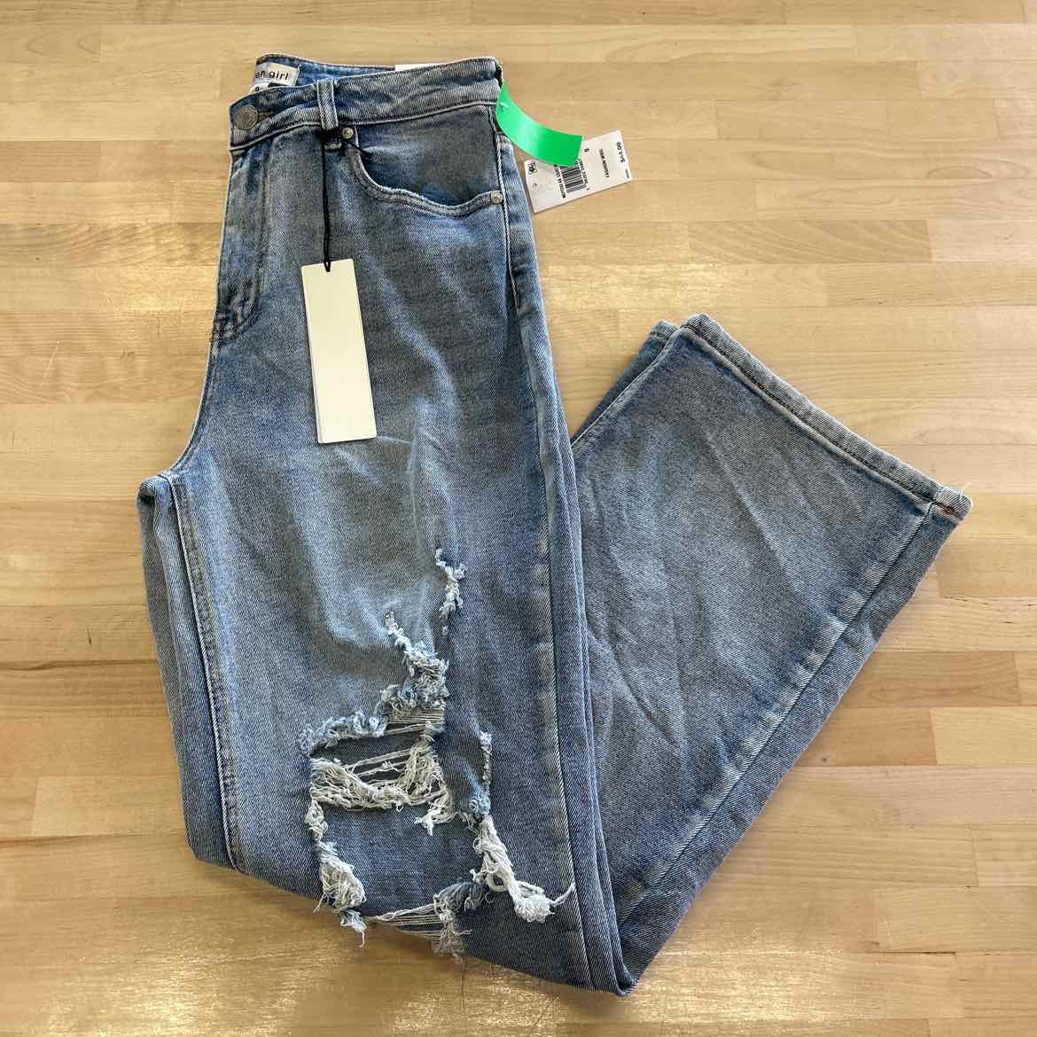 Madden Girl Juniors' Super High Rise Distressed 90s Wide Leg Jeans - Light Wash