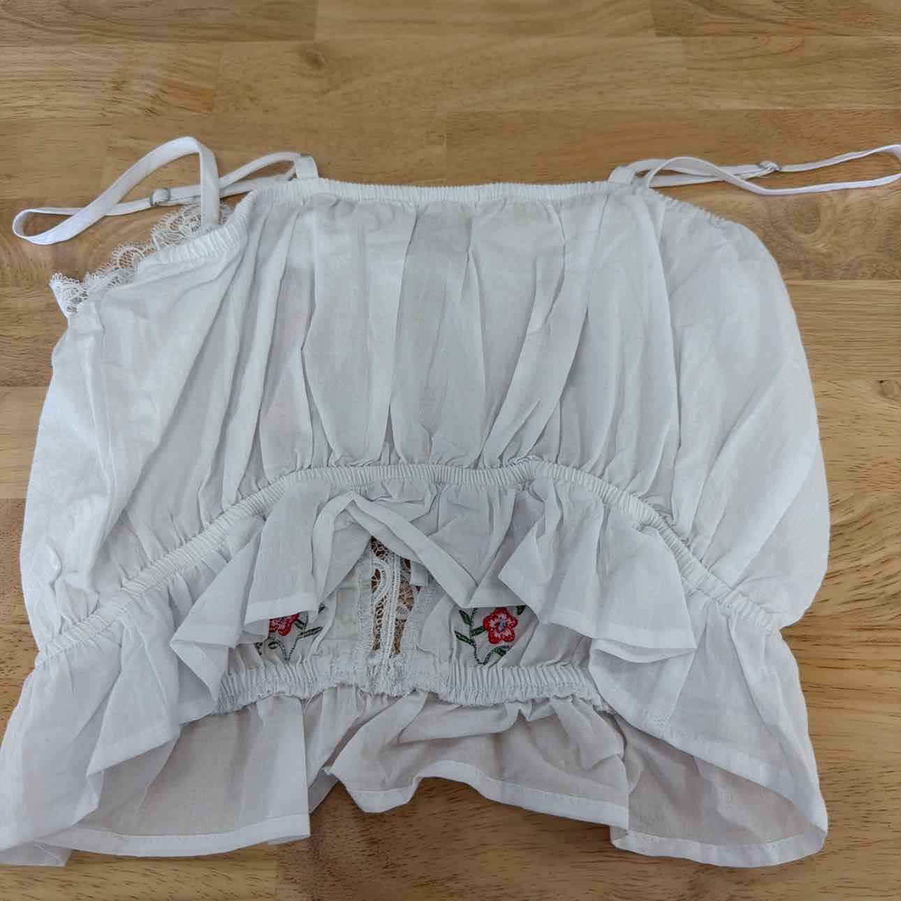 Self E Size XS Lace-Trim Embroidered Peplum Tank Top