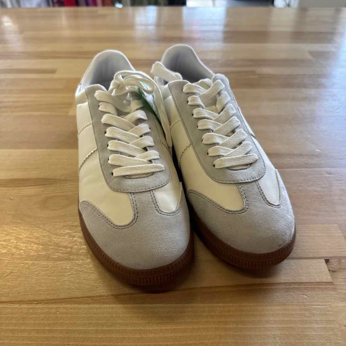 On 34th Women's Marinaa Low-Top Sneakers