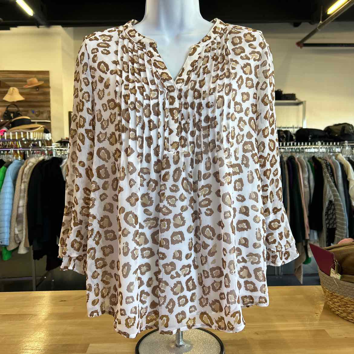 Charter Club Size M White Blouse