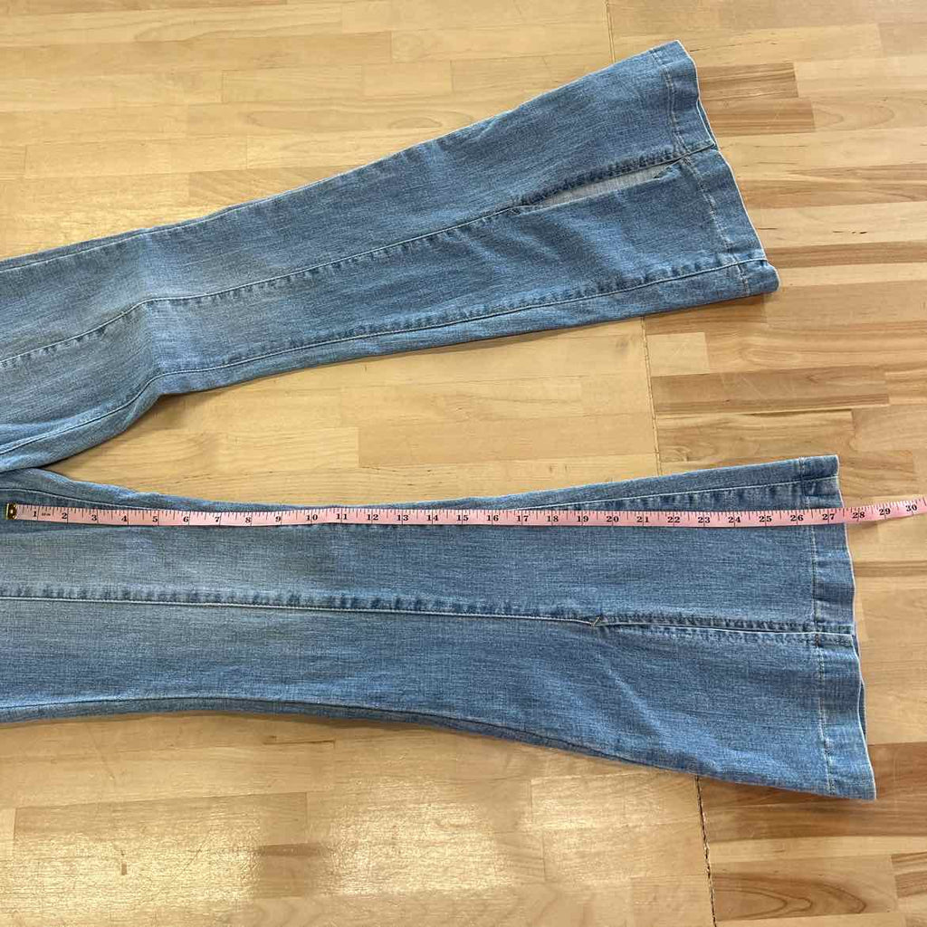 T&T Size S Blue Denim Preloved Jeans