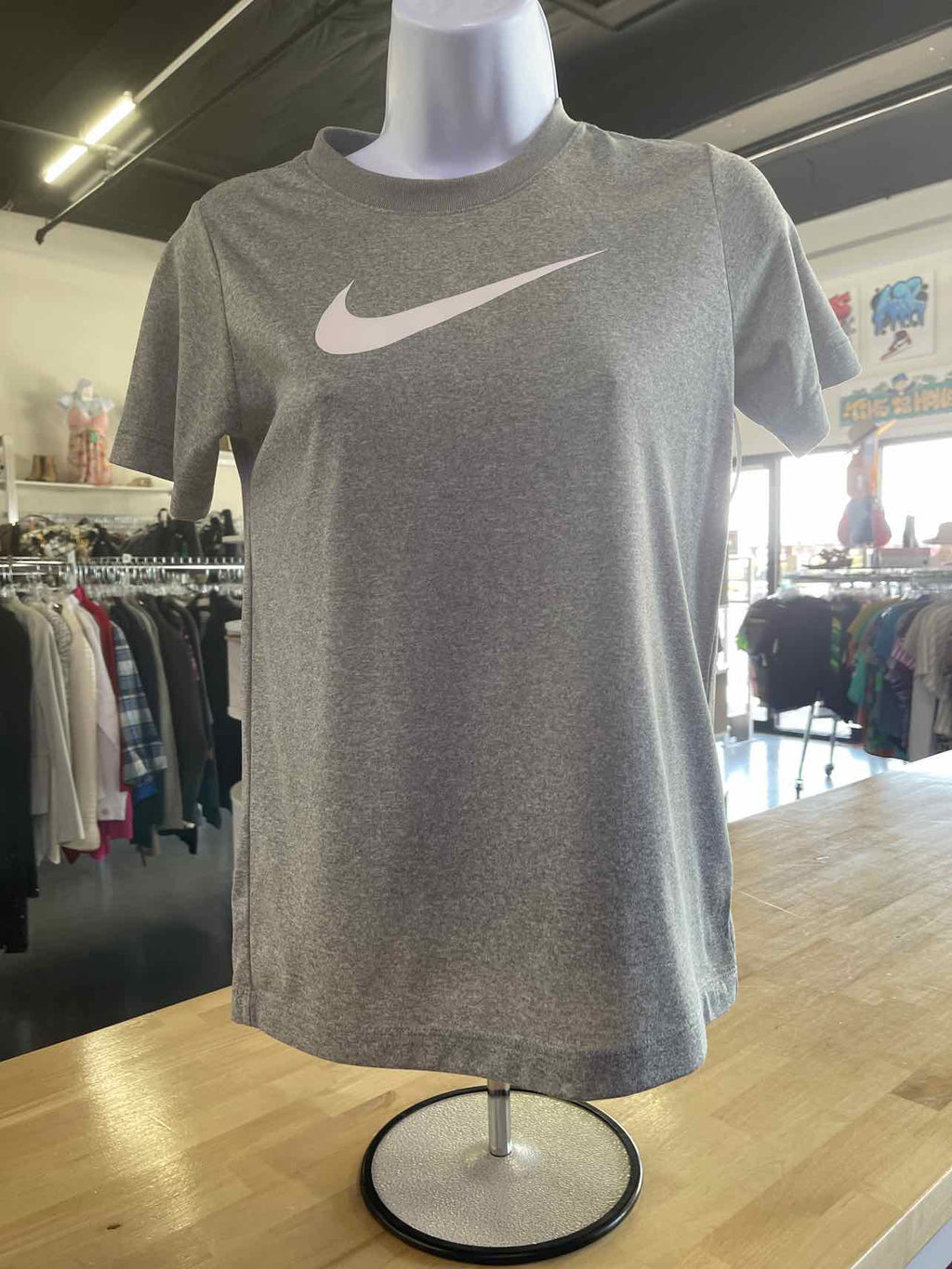 Nike Size M Gray Preloved T-Shirt SS