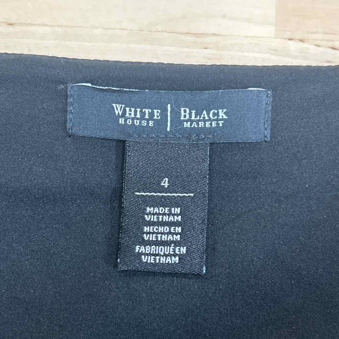 White House Black Market Size 4 Black Preloved Skirt