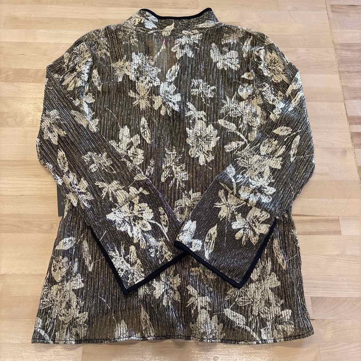 Vince Camuto Size XL Gold/ Black Blouse