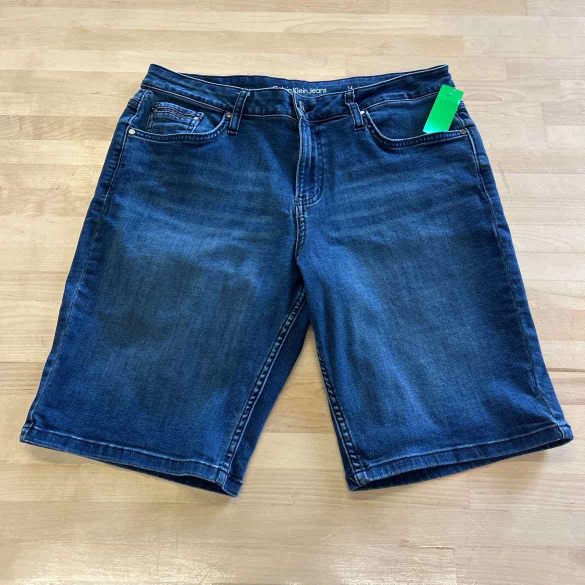 Calvin Klein Women Size 14 Dark BLue Denim Preloved Shorts