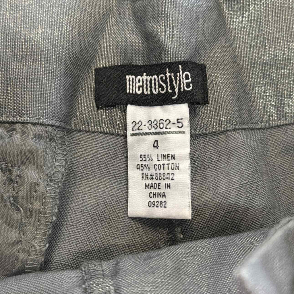 Metro style Size 4 Gray Used Pants