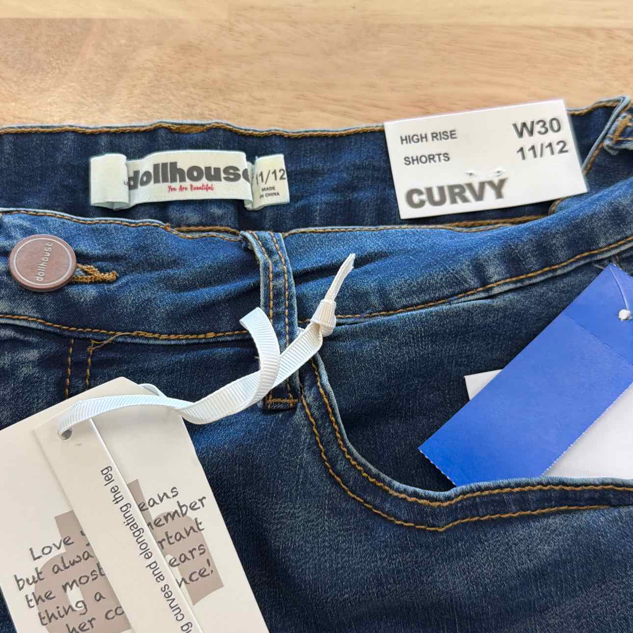 dollhouse Women Size 30 Blue New Shorts (NO BELT)