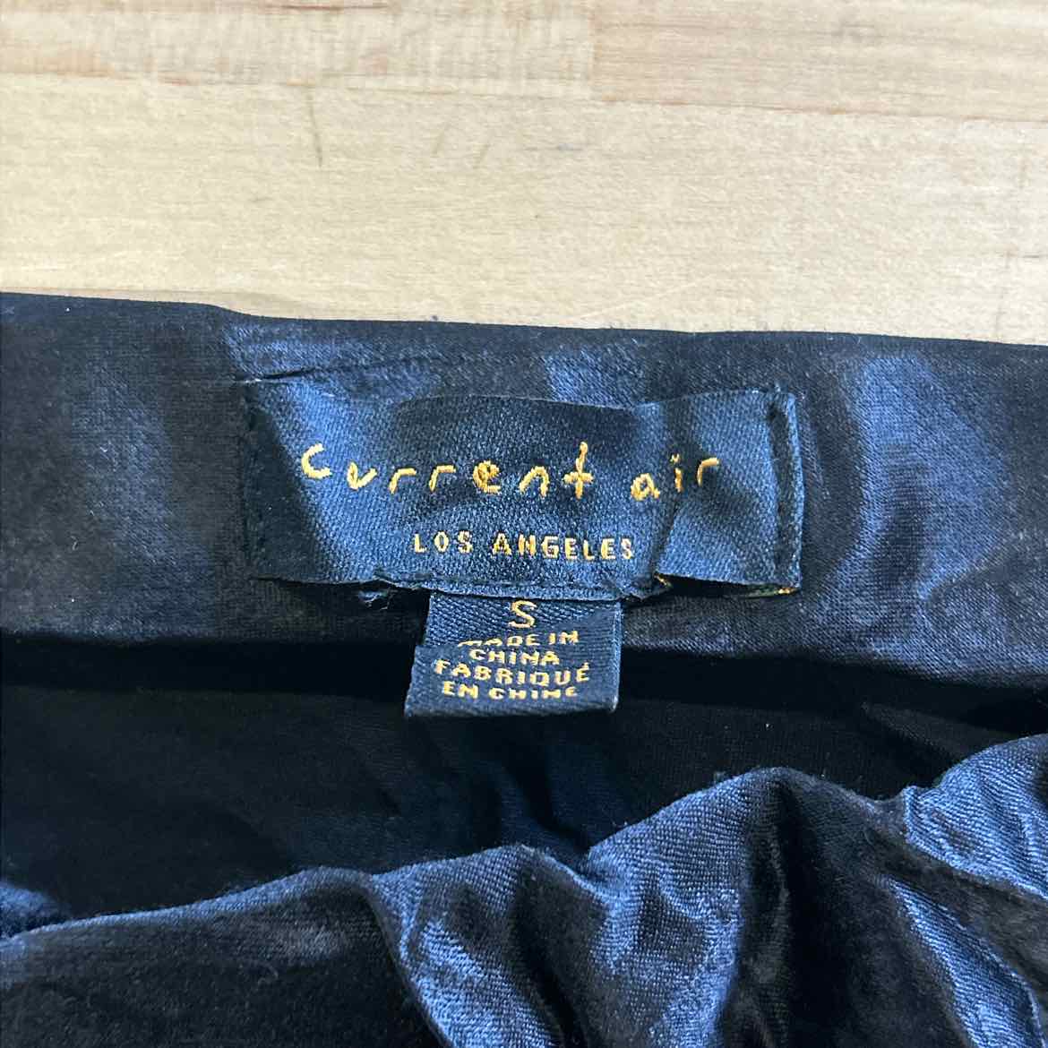 Current Air Size S Black Preloved Skirt