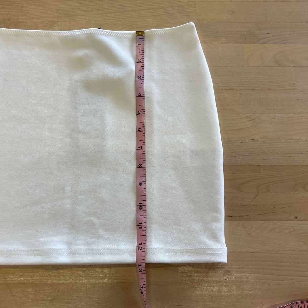 White Fox Size M White New Skirt