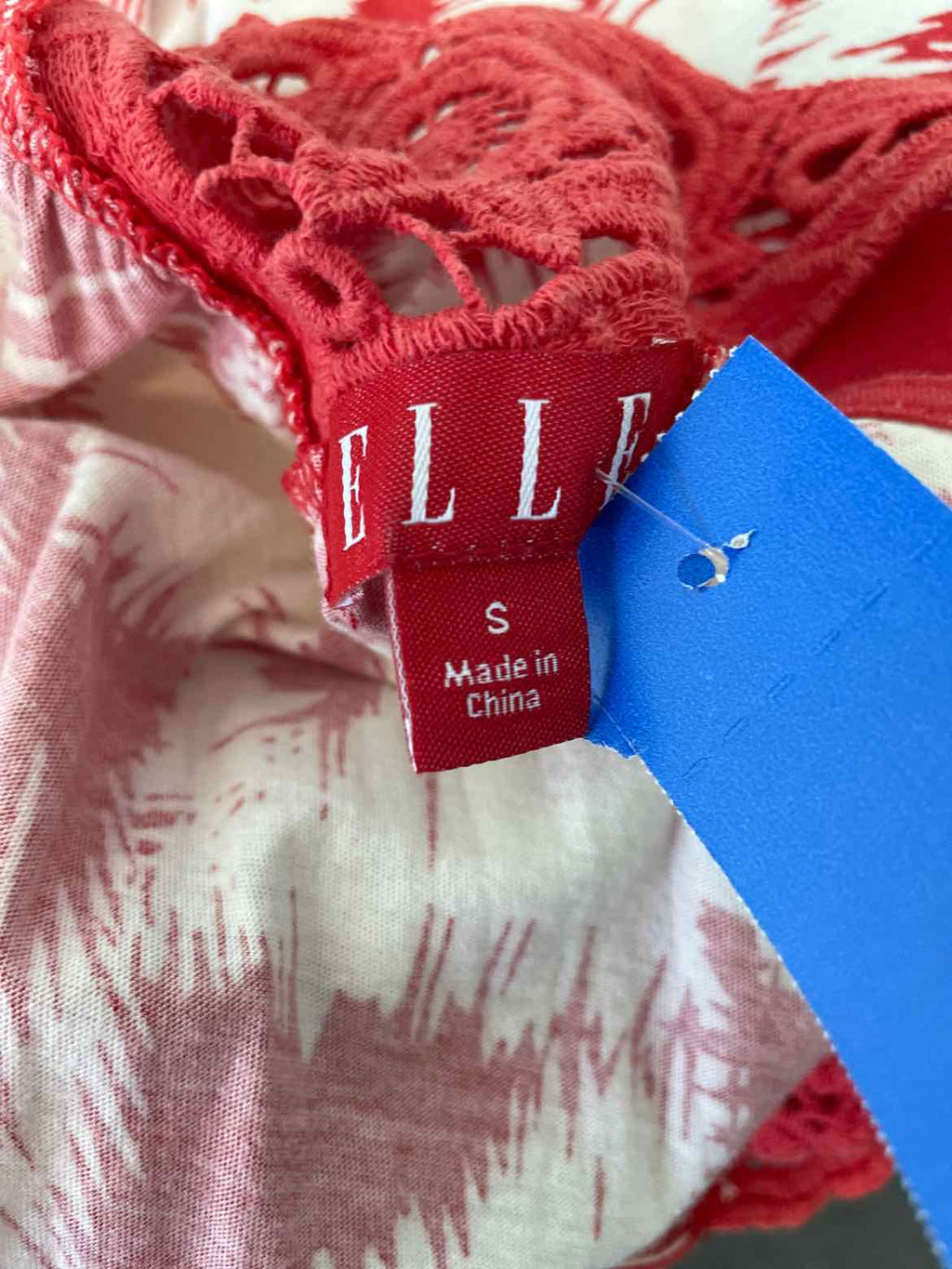 Elle Size S Red and White Sleeveless