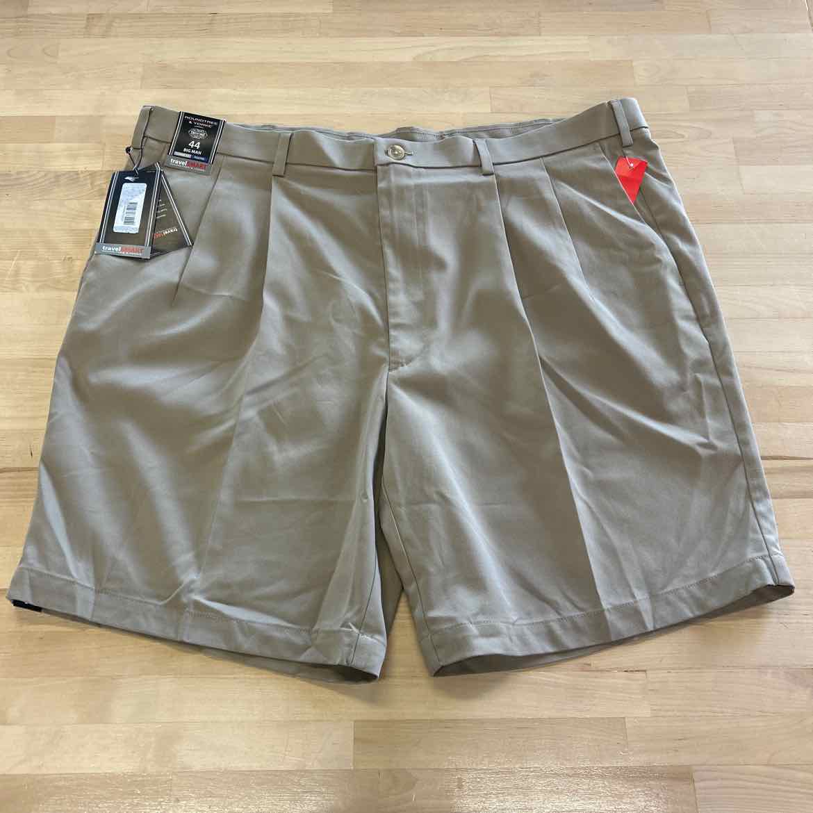Roundtree & York Men's Size 44 Tan MENS Shorts