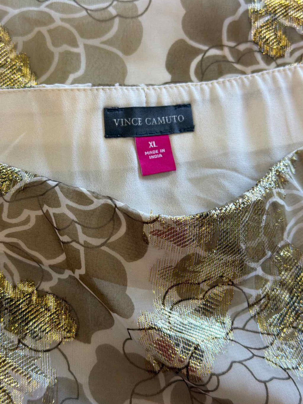Vince Camuto Size XL White & Gold Skirt