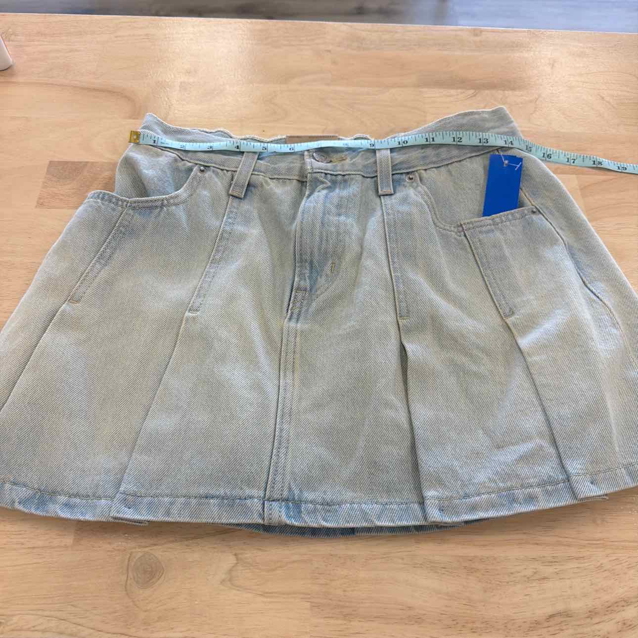Levi's Size 28 Blue New Skirt