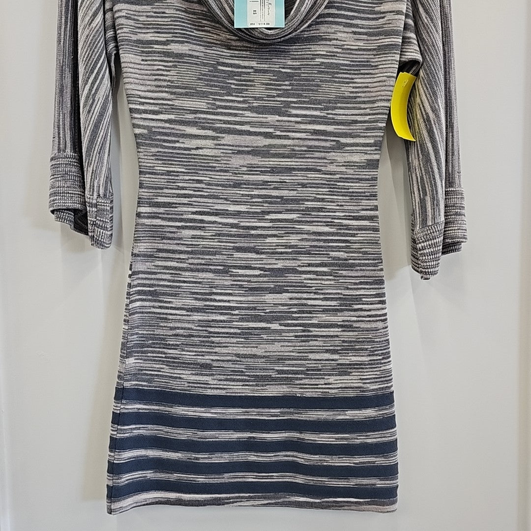 Guess Size XS Gray Dress