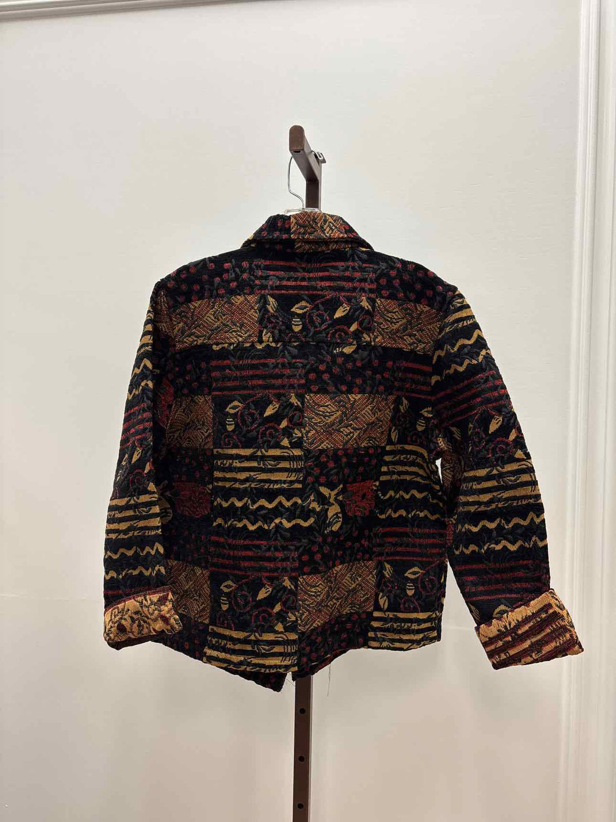 Life Style Size L Black Burgandy Preloved Jacket