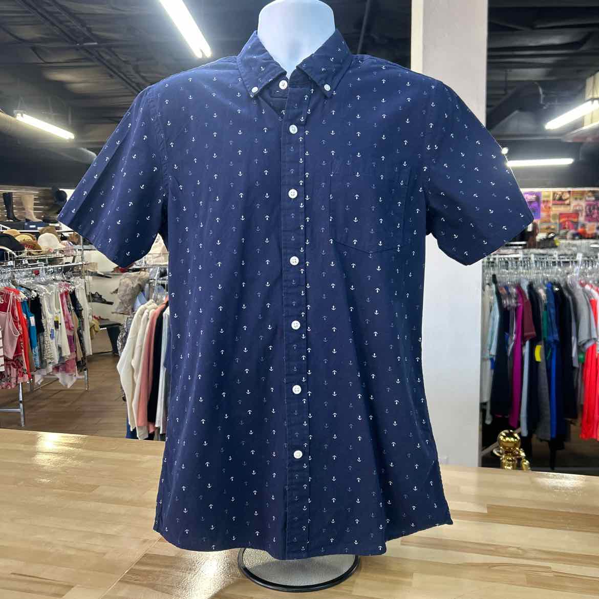 GoodThreads Size M Blue Preloved MENS Button Down Shirt