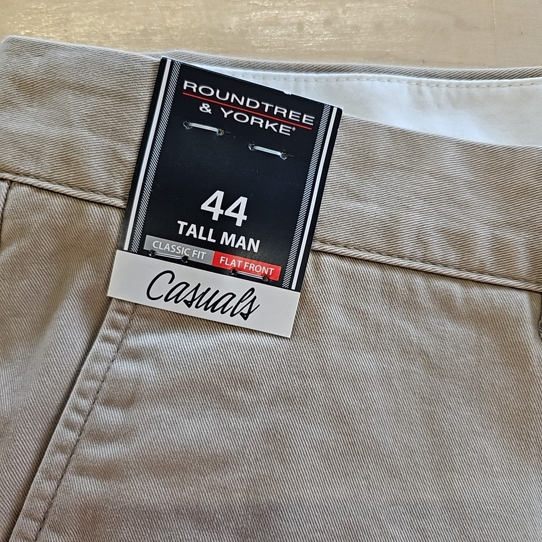 Roundtree & York Men's Size 44 Tan MENS Shorts
