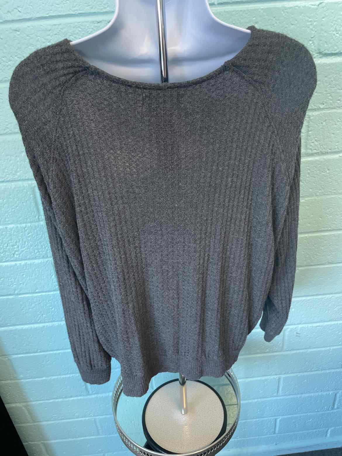 Velvet Size XL Gray Longsleeve