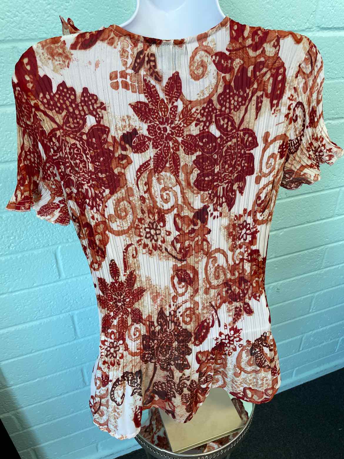 East 5th Size L Rust/Cream Blouse