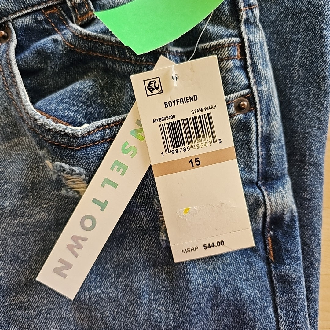 Tinseltown Juniors' High-Rise Boyfriend Jeans - Stam Wash - 15