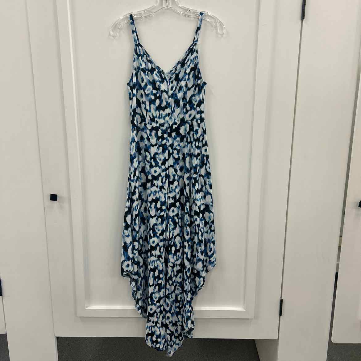 Vince Camuto Size M Blue/White Preloved Jumper
