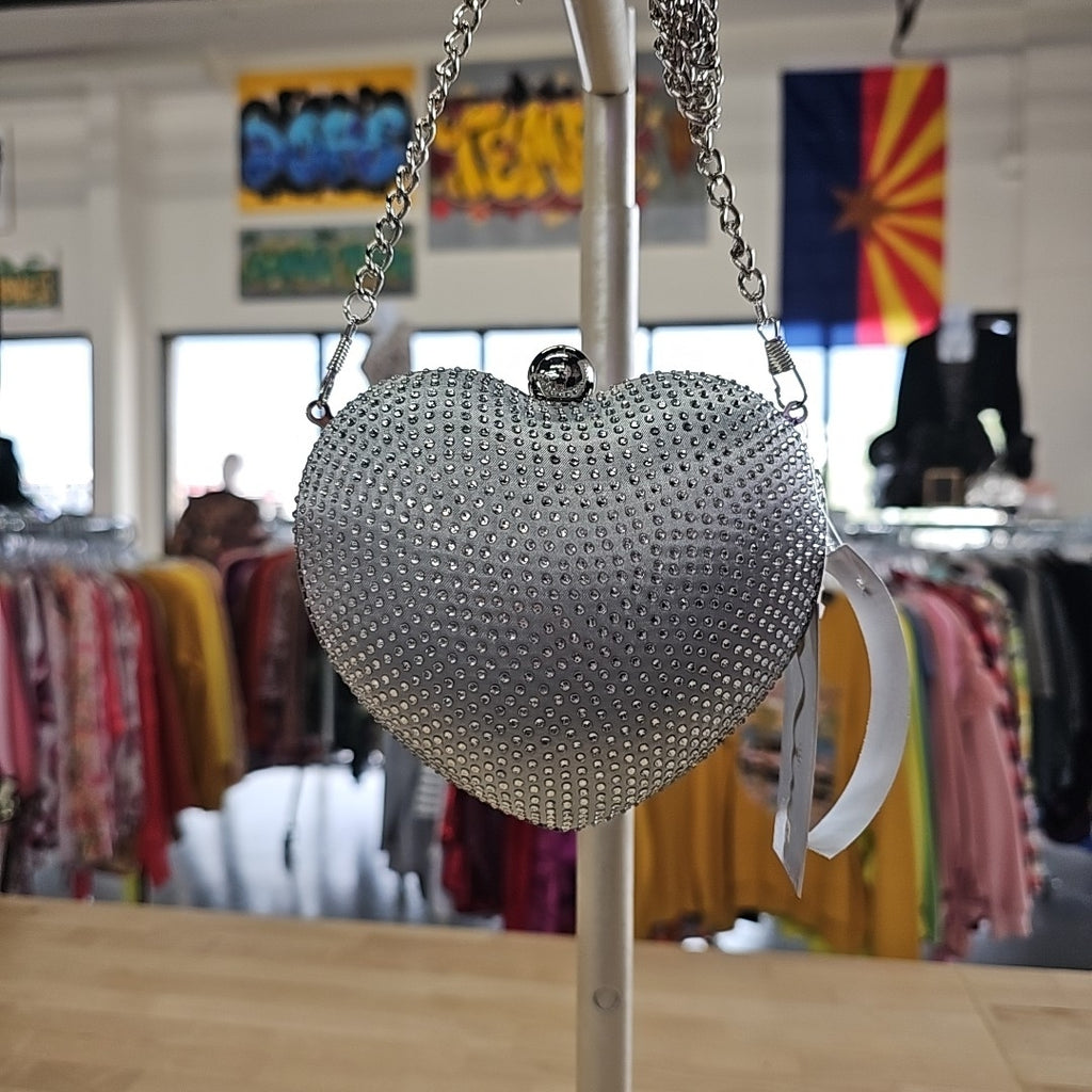 Nina Amorie Crystal Embellished Heart Minaudiere Clutch - Silver