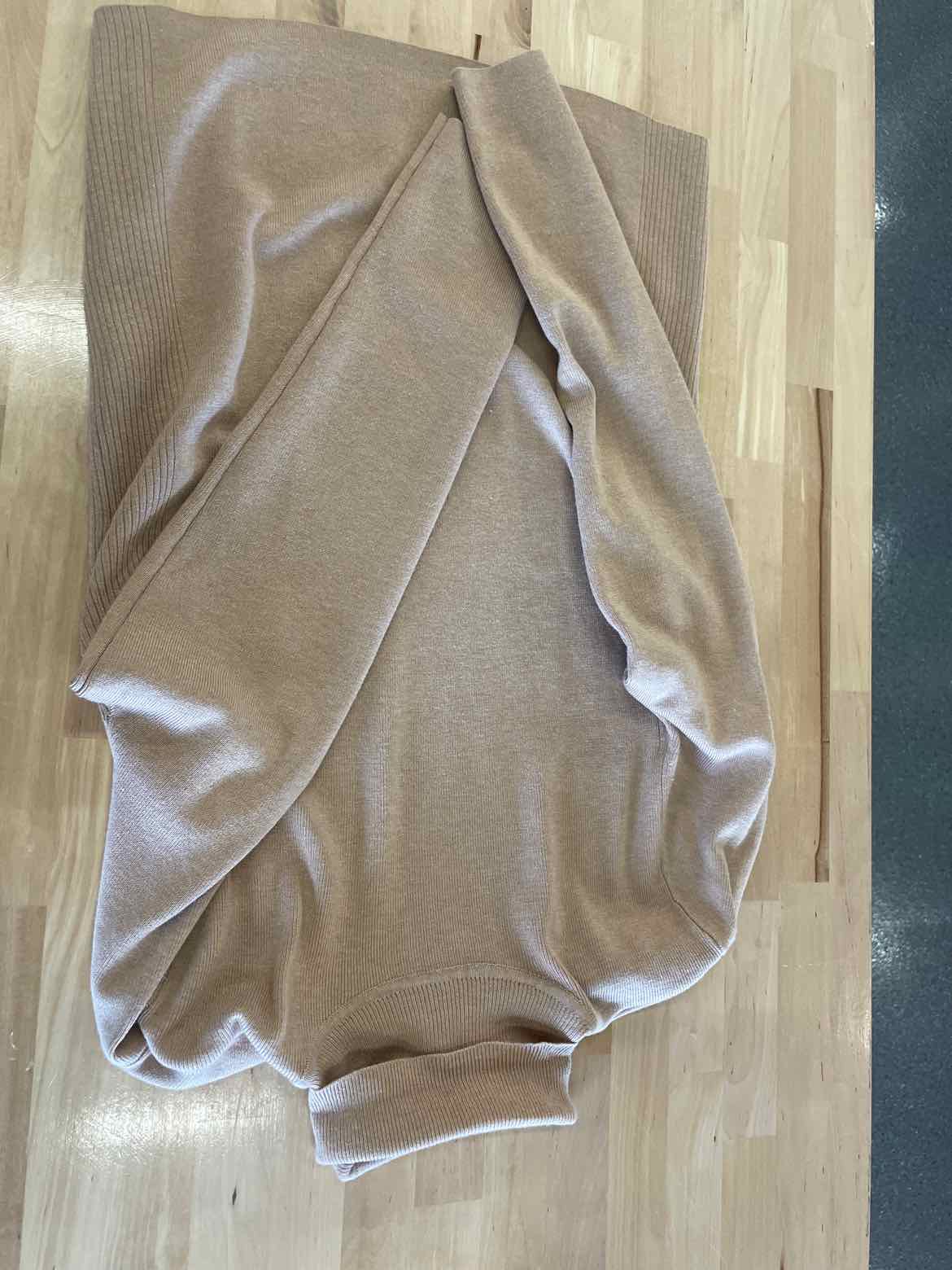 Chico's Size 1 Tan Turtleneck