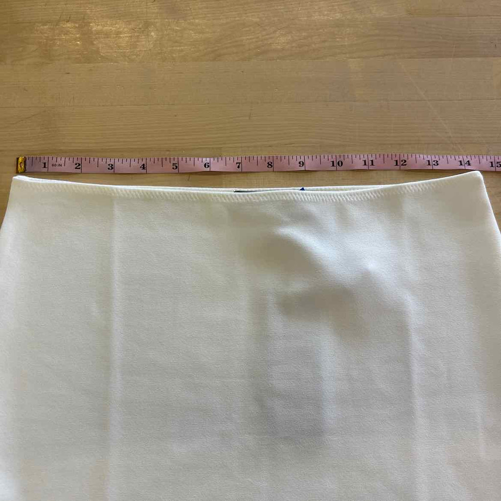 White Fox Size M White New Skirt