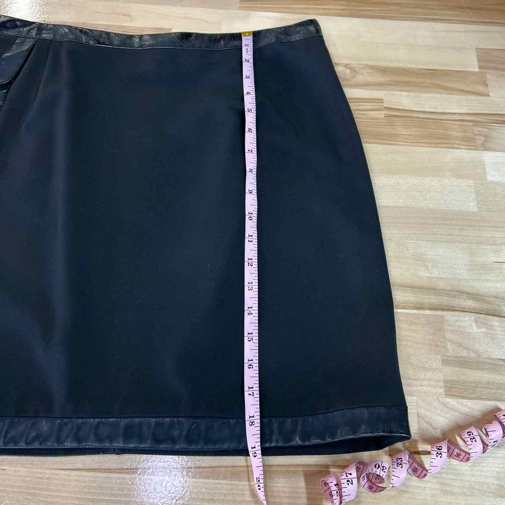 INC Size 14 Black Preloved Skirt