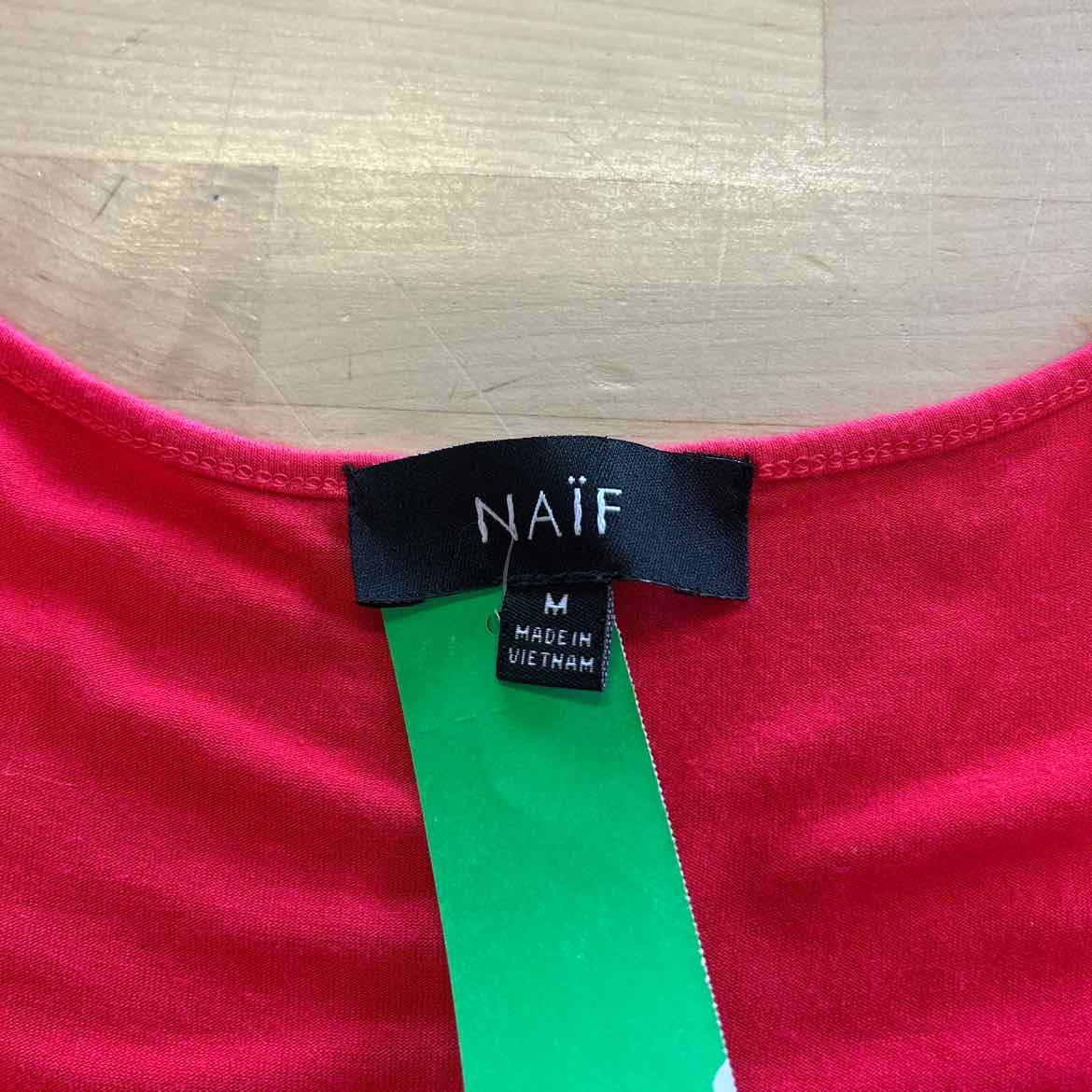 Naif Size M Red Preloved Tank