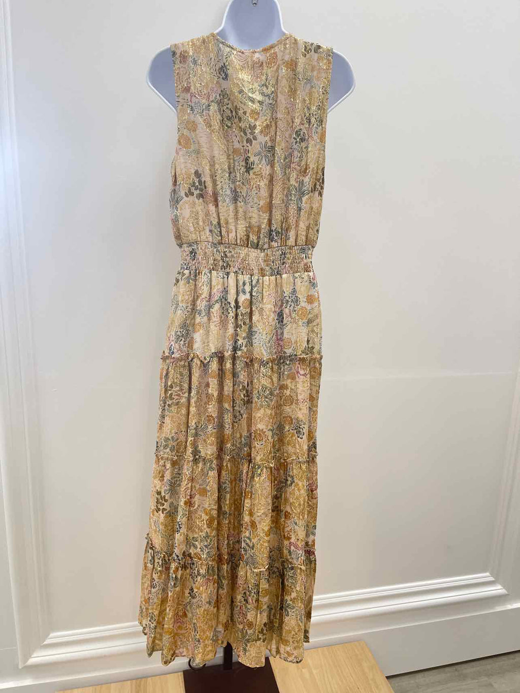 1.State Size M Gold New Dress