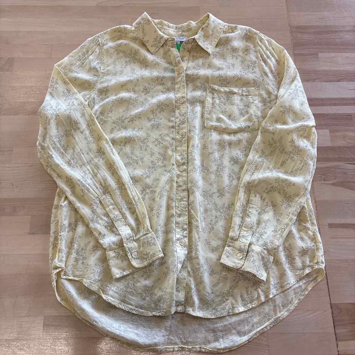 Lucky Brand Size M Yellow Preloved Button Down LS