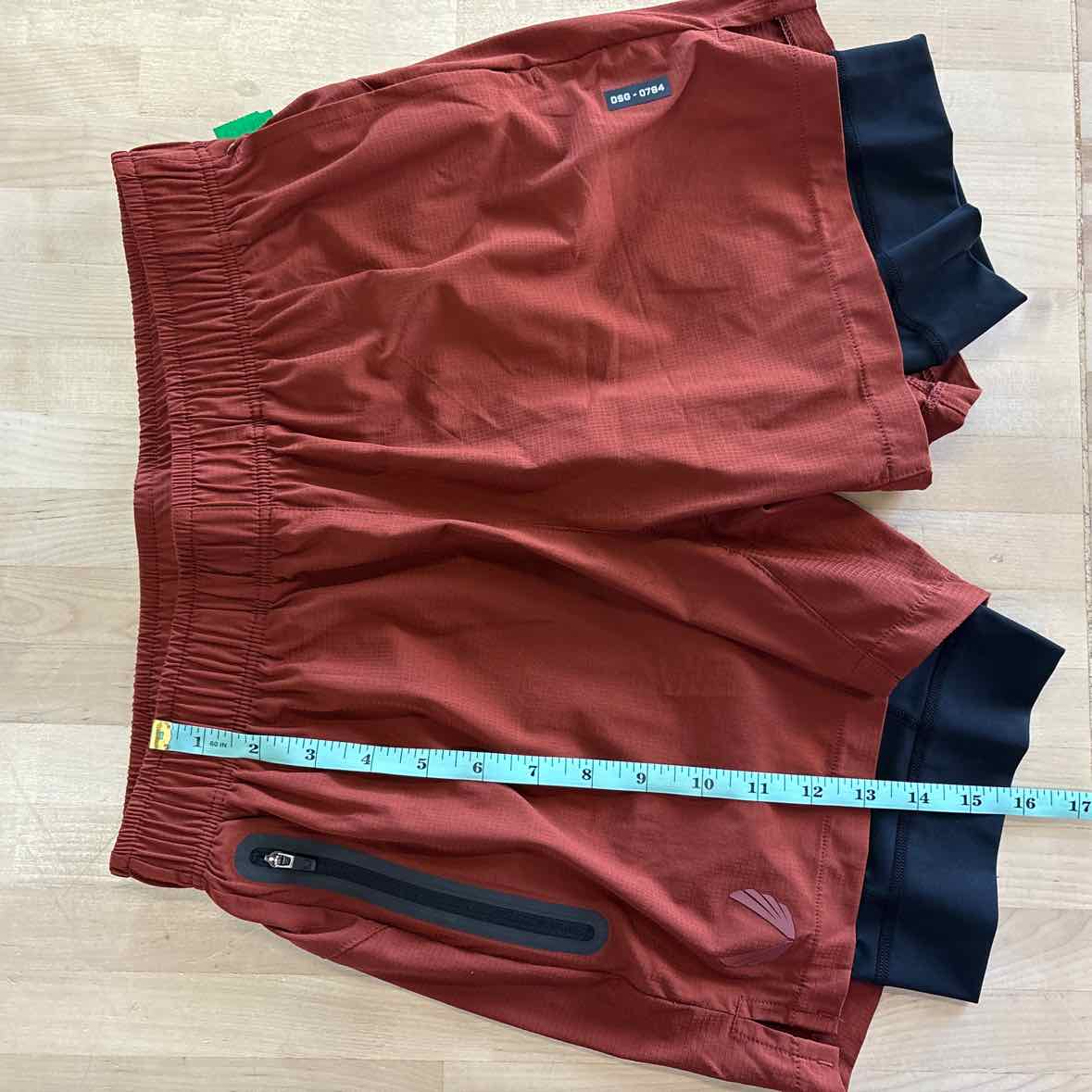 ASRV Size M Red MENS Athletic Shorts