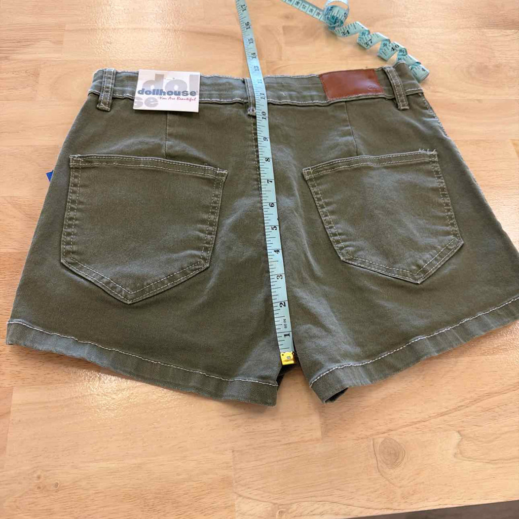 dollhouse Women Size 7/8 Green New Shorts