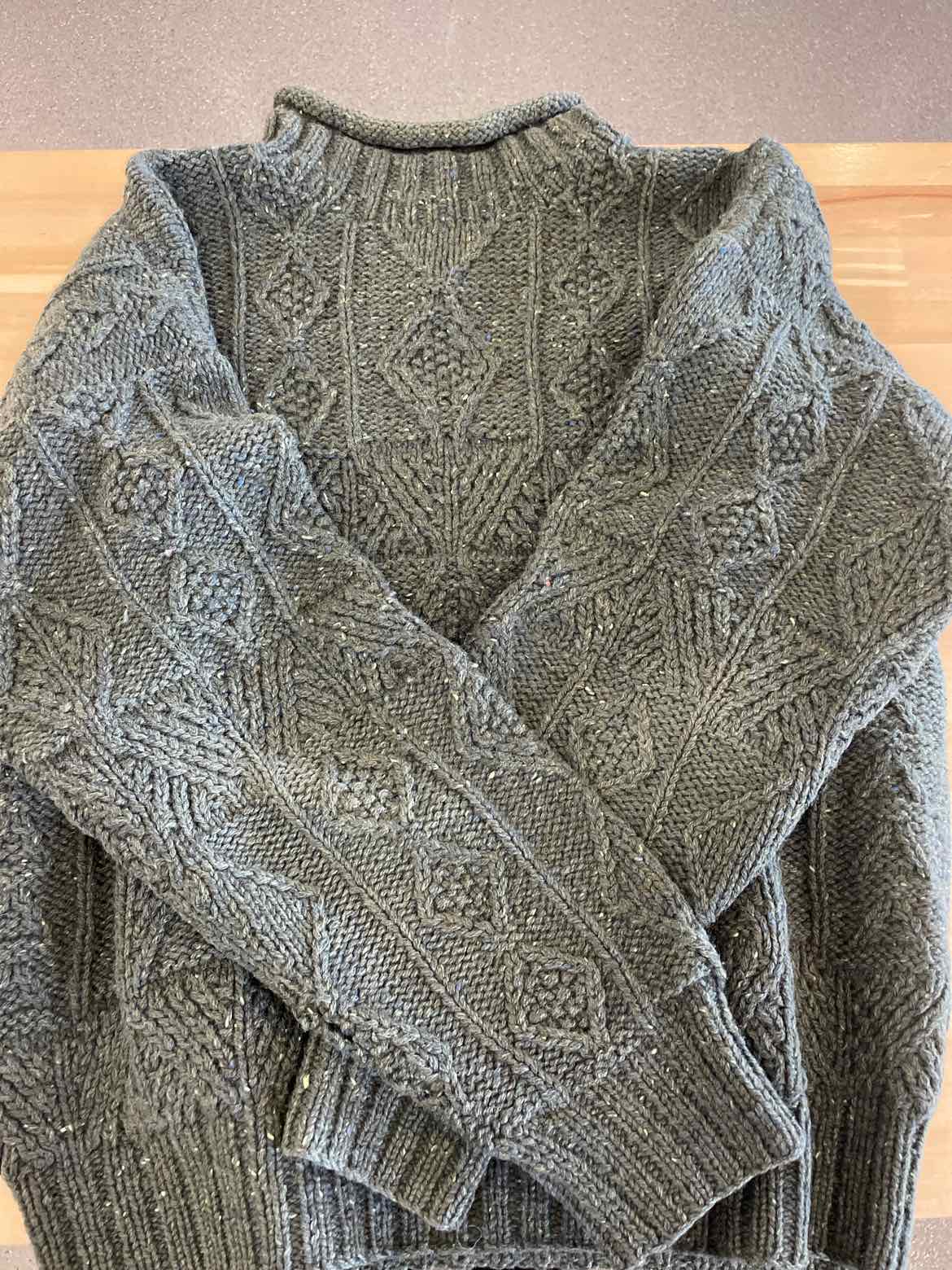 Alexander Jordan Size XL Green MENS Sweater