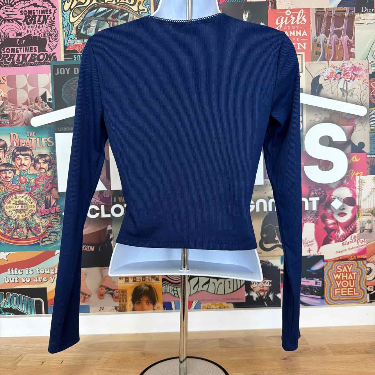 Just Polly Size M Flyaway Long Sleeve Cardigan