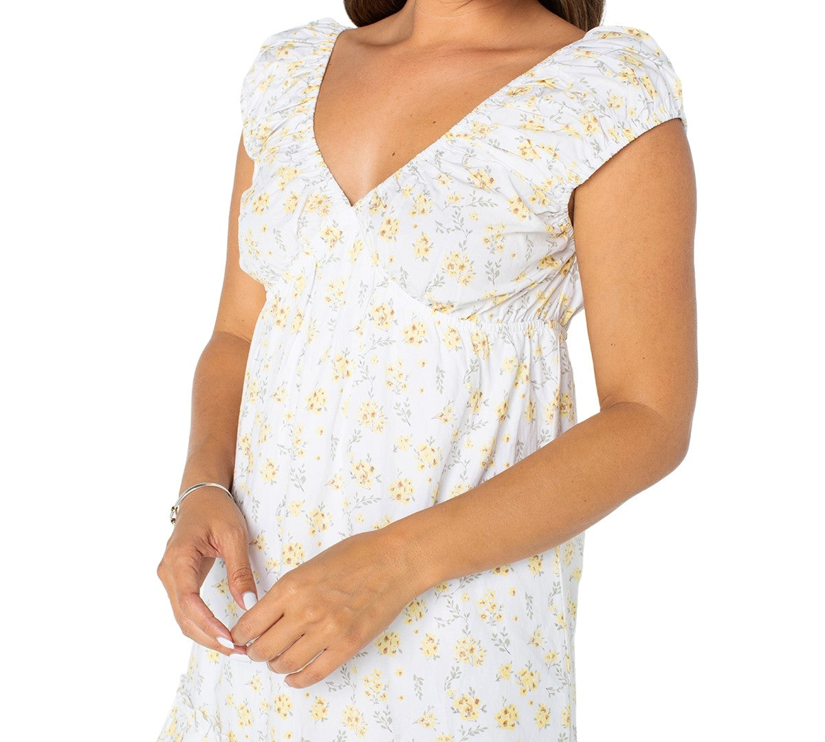 Celebrity pink Size S Juniors' Printed Babydoll Mini Dress - White/Yellow Floral