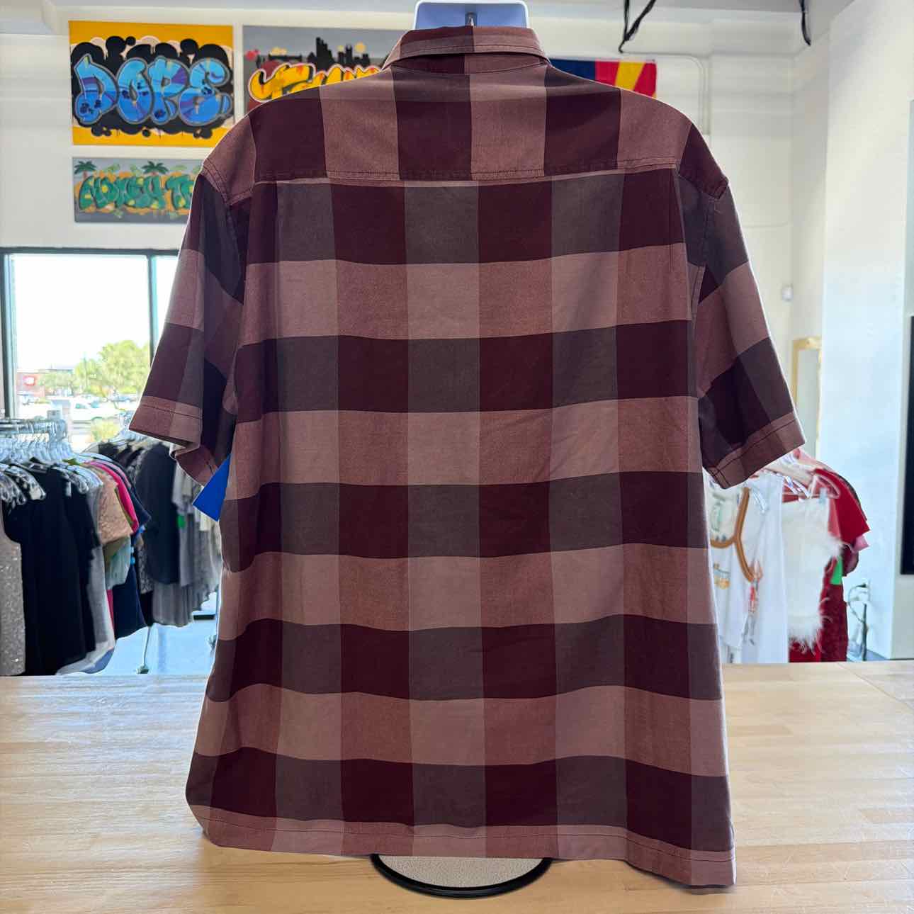Tommy Bahama Size XXL Purple Preloved MENS Button Down Shirt