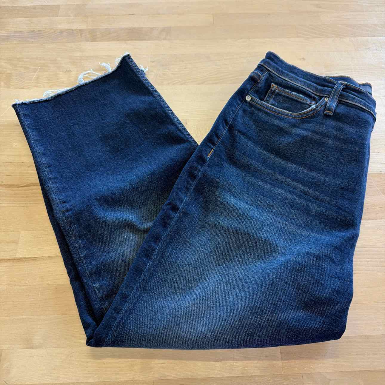 Hudson Size 30 Dark BLue Preloved Jeans