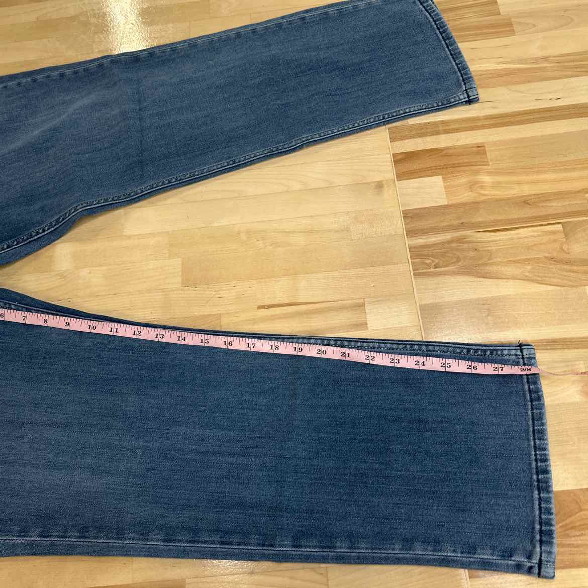 Tommy Bahama Size 38x30 Light Blue MENS Jeans