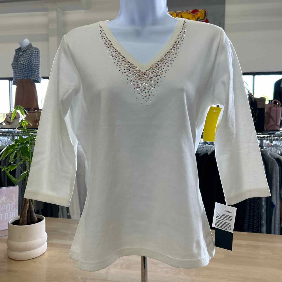 Christine Alexander Size M White Long Sleeve