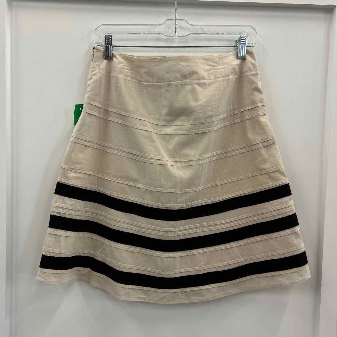 Loft Size M Tan Preloved Skirt
