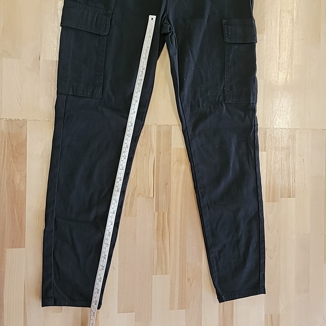 Tinseltown Juniors' Pull-on Skinny Cargo Pants - S Black cargo