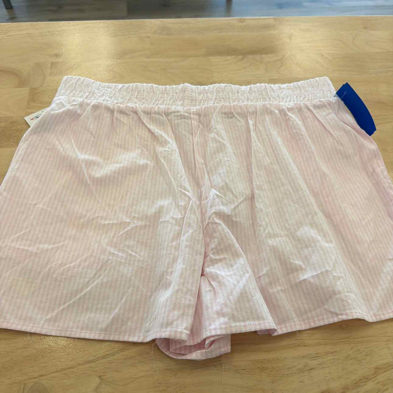 hippie rose Women Size XL Pink New Shorts