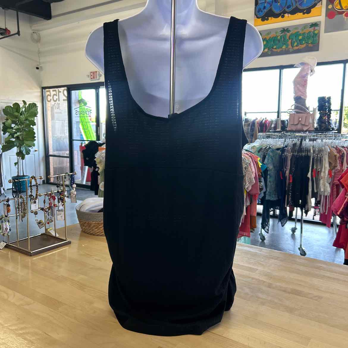 Torrid Size 2 Black Preloved Tank