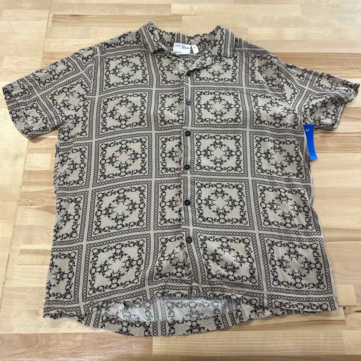 Level Ten Design Size M Beige MENS Button Down Shirt