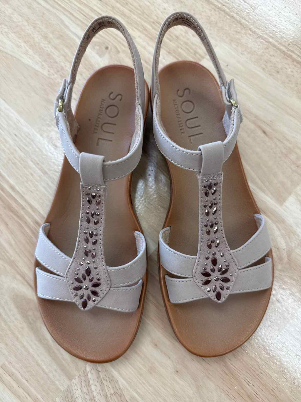 Soul Naturalizer Size 8 Beige Summer Sandals (Porcelain)
